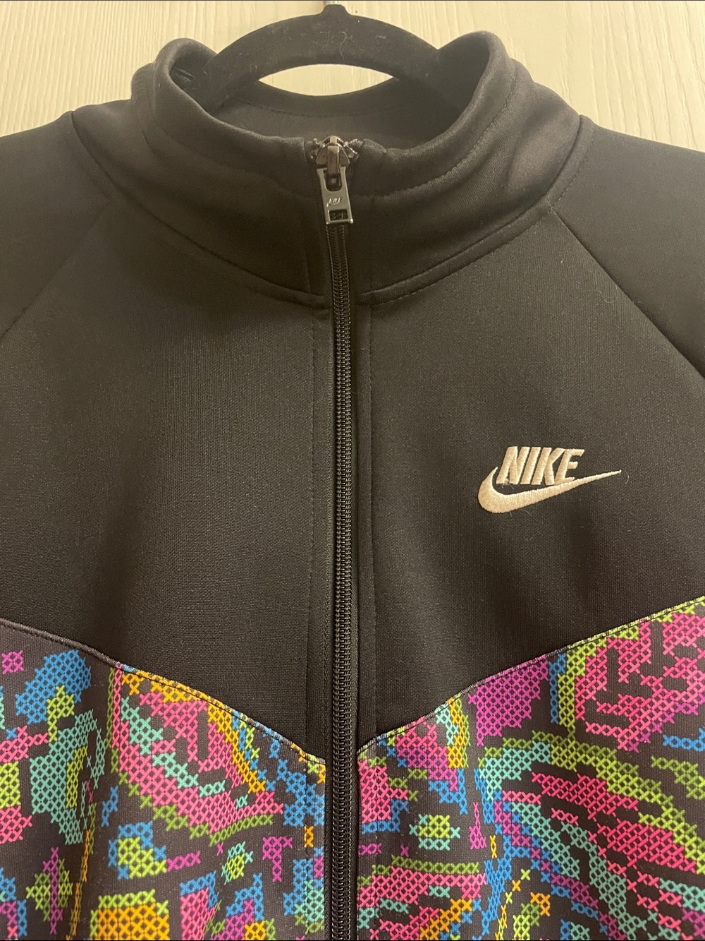 Nike Women's Neon Foral Patterned Zip-Front Track Jacket - Picture 4 of 16